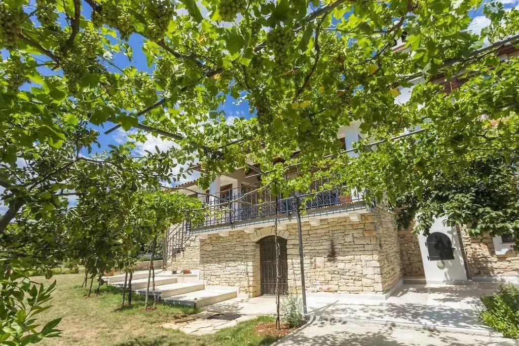 Holiday House Matija With A Pool Svetvincenat