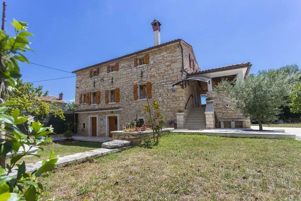 Holiday House Matija With A Pool Svetvincenat Croatia