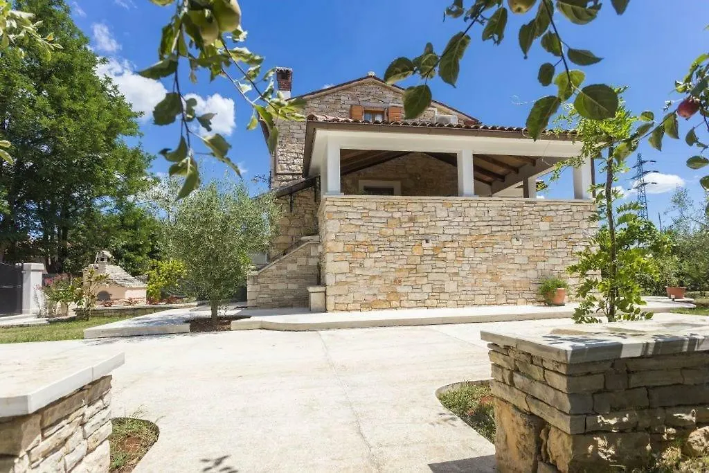 Holiday House Matija With A Pool Svetvincenat 0*,